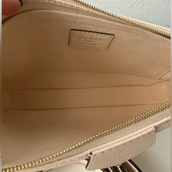 Louis Vuitton Multi Pochette Accesories - Picture 8 of 8